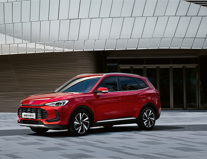 Habitacle spacieux du MG ZS Hybrid+ avec sièges en tissu